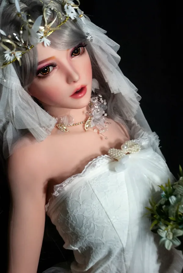 Elsa Babe Yoshida Ayumi