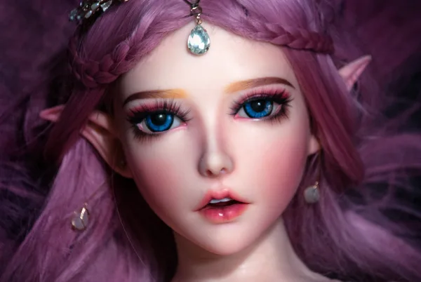 Elsa Babe Takano Rie