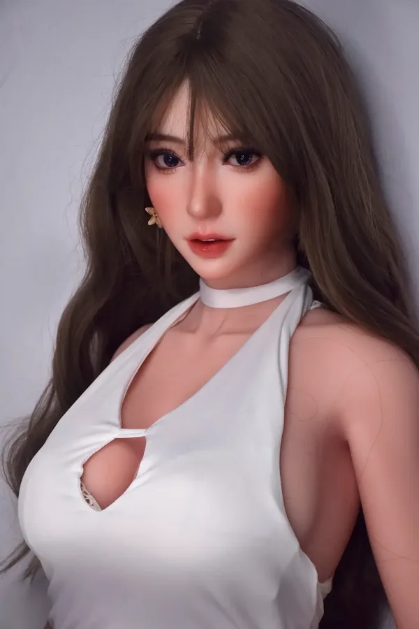 Elsa Babe Amami Tomoko
