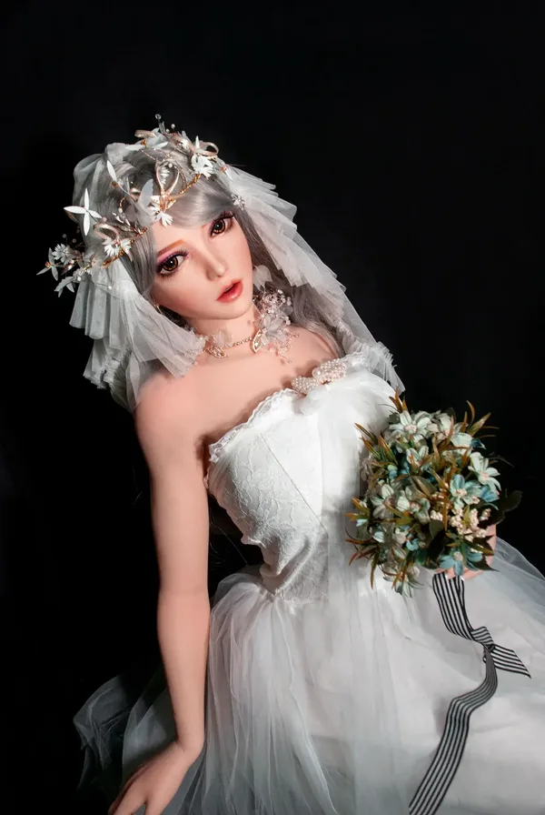Elsa Babe Yoshida Ayumi