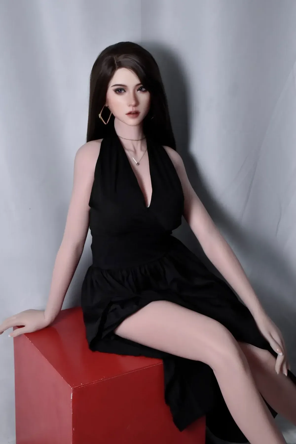 Elsa Babe Iwai Yuzuki
