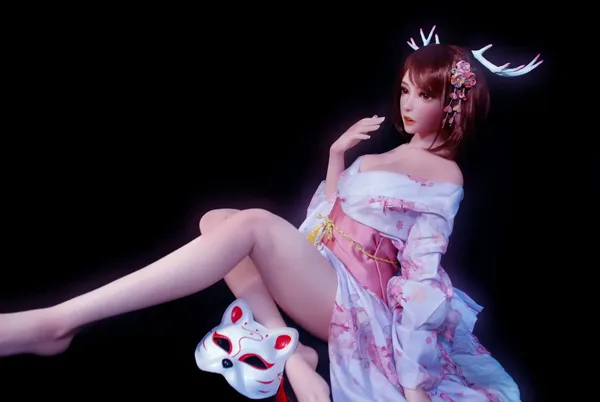 Elsa Babe Akimoto Mizuki
