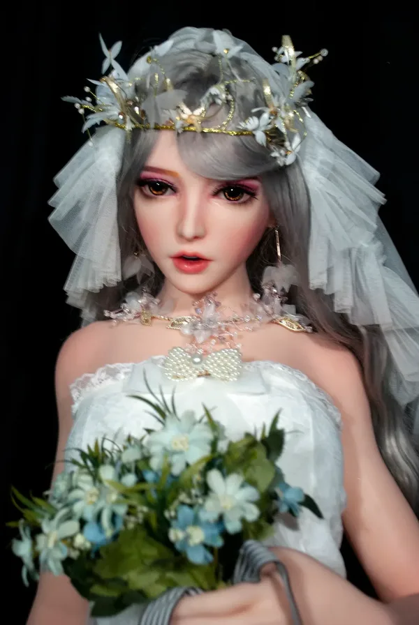 Elsa Babe Yoshida Ayumi