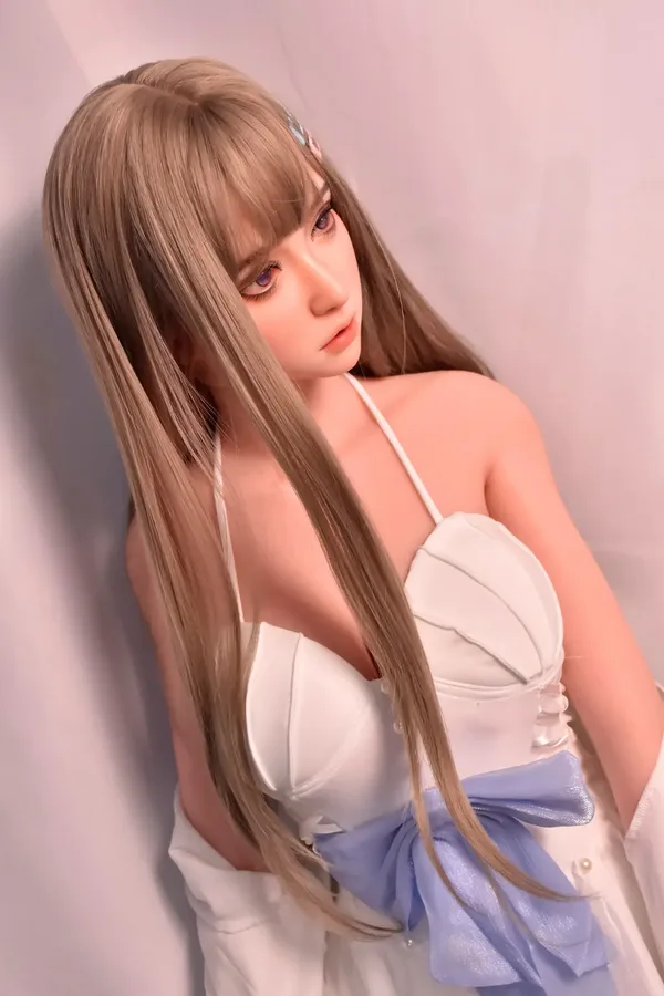 Elsa Babe Ayanokouji Akane