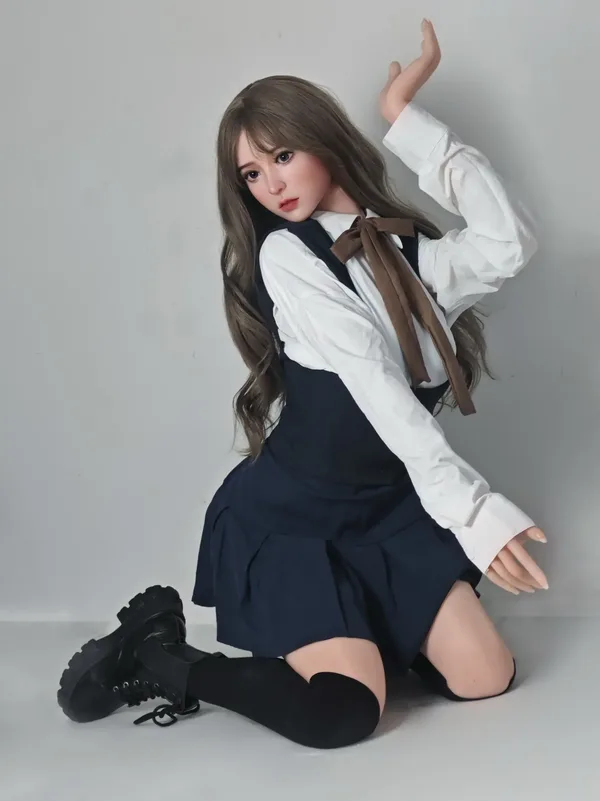 Elsa Babe Yoshizawa Anri